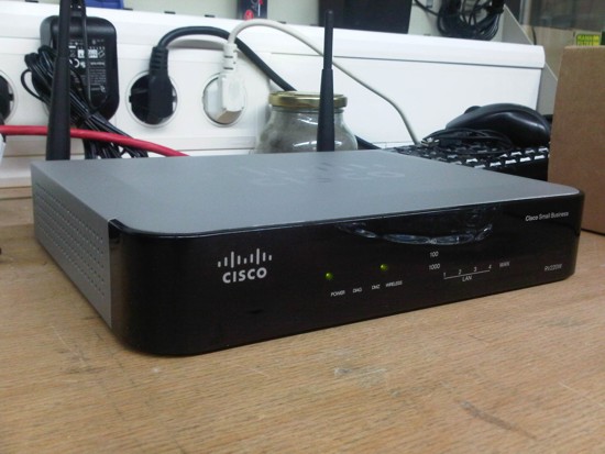 Cisco Small Business RV220W